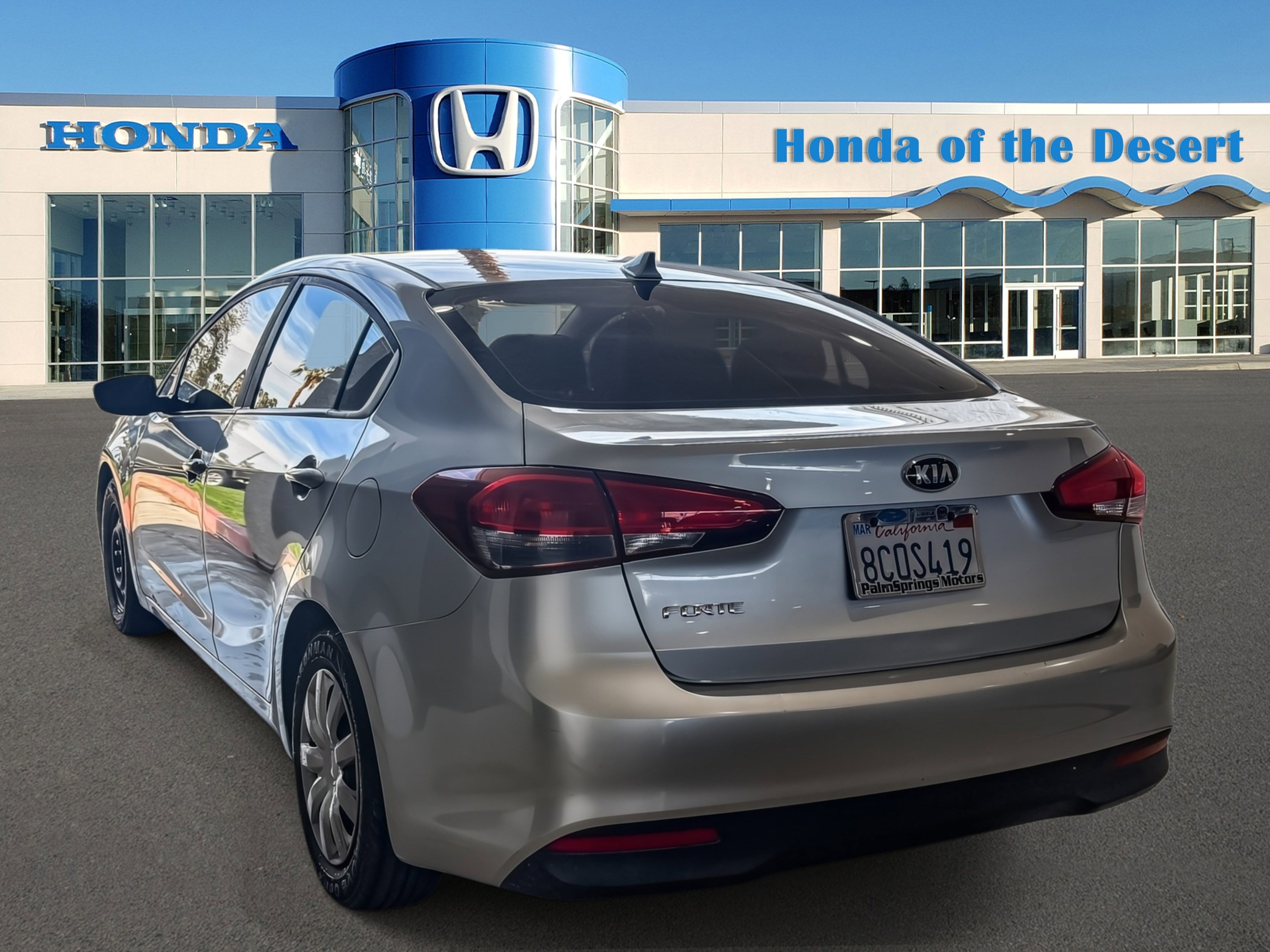 Used 2018 Kia Forte LX image 5