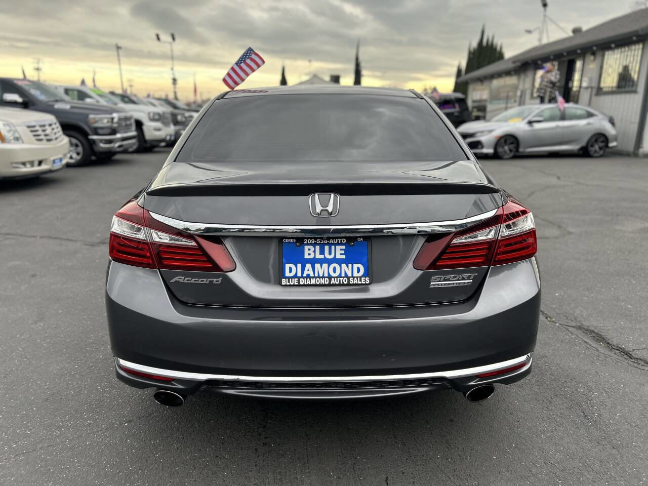 Used 2017 Honda Accord Sport Special Edition image 6