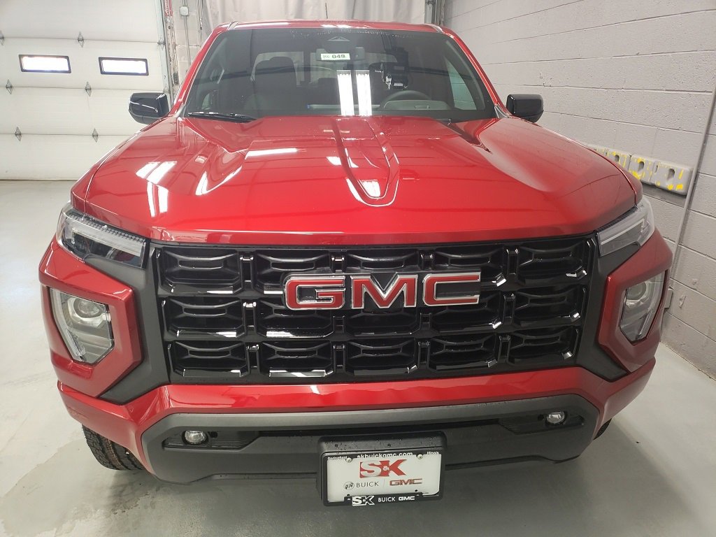 New 2026 GMC Canyon Elevation w/ Convenience Package image 6
