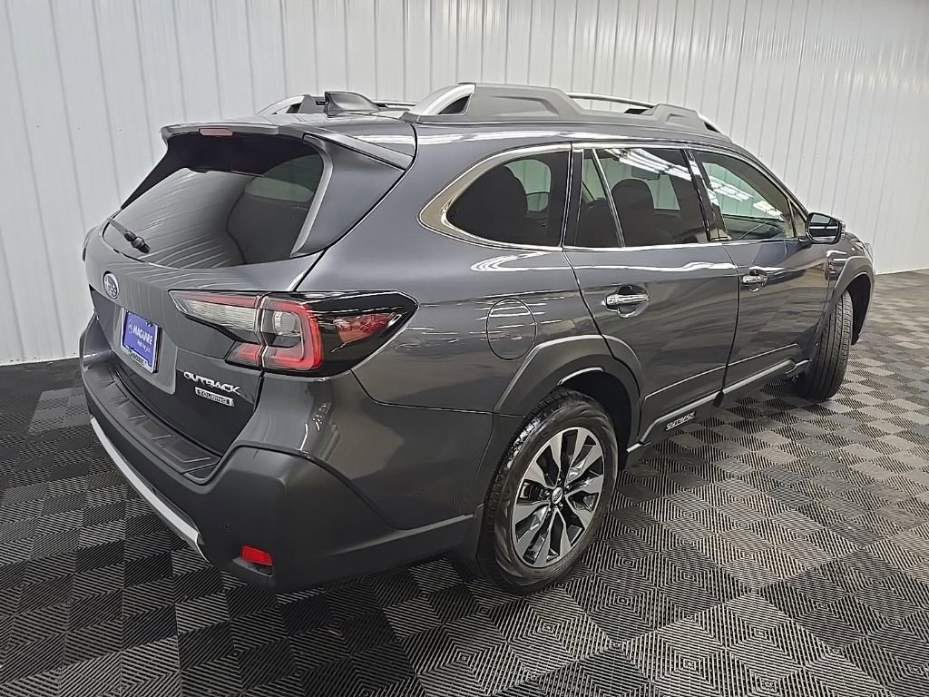 Used 2024 Subaru Outback Touring image 10