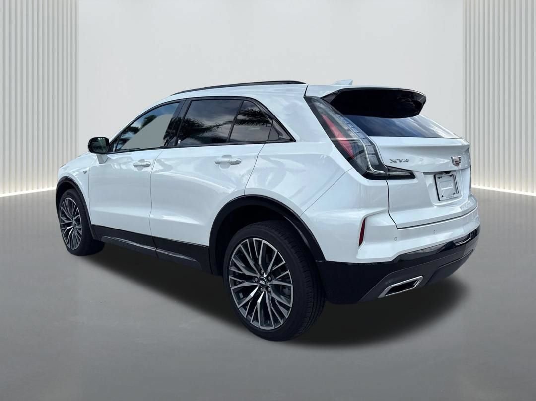 Certified 2024 Cadillac XT4 Sport FWD image 7