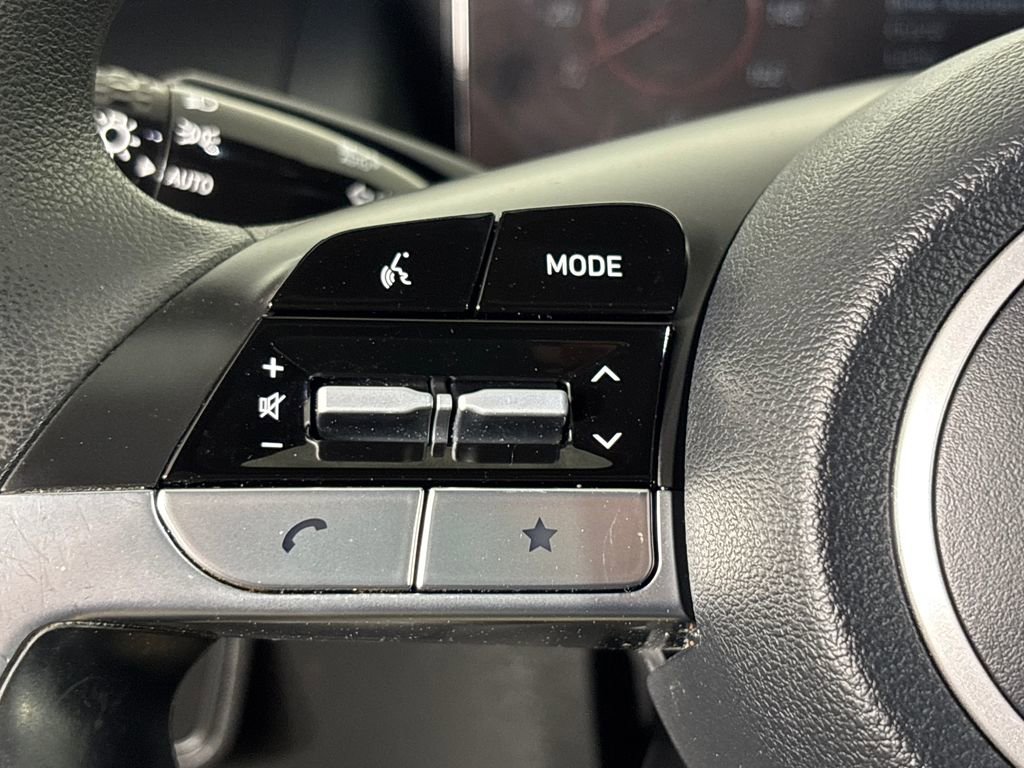 Used 2022 Hyundai Santa Cruz SEL w/ Activity Package image 16