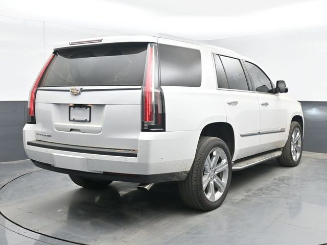 Used 2020 Cadillac Escalade Premium Luxury AWD/4WD image 10