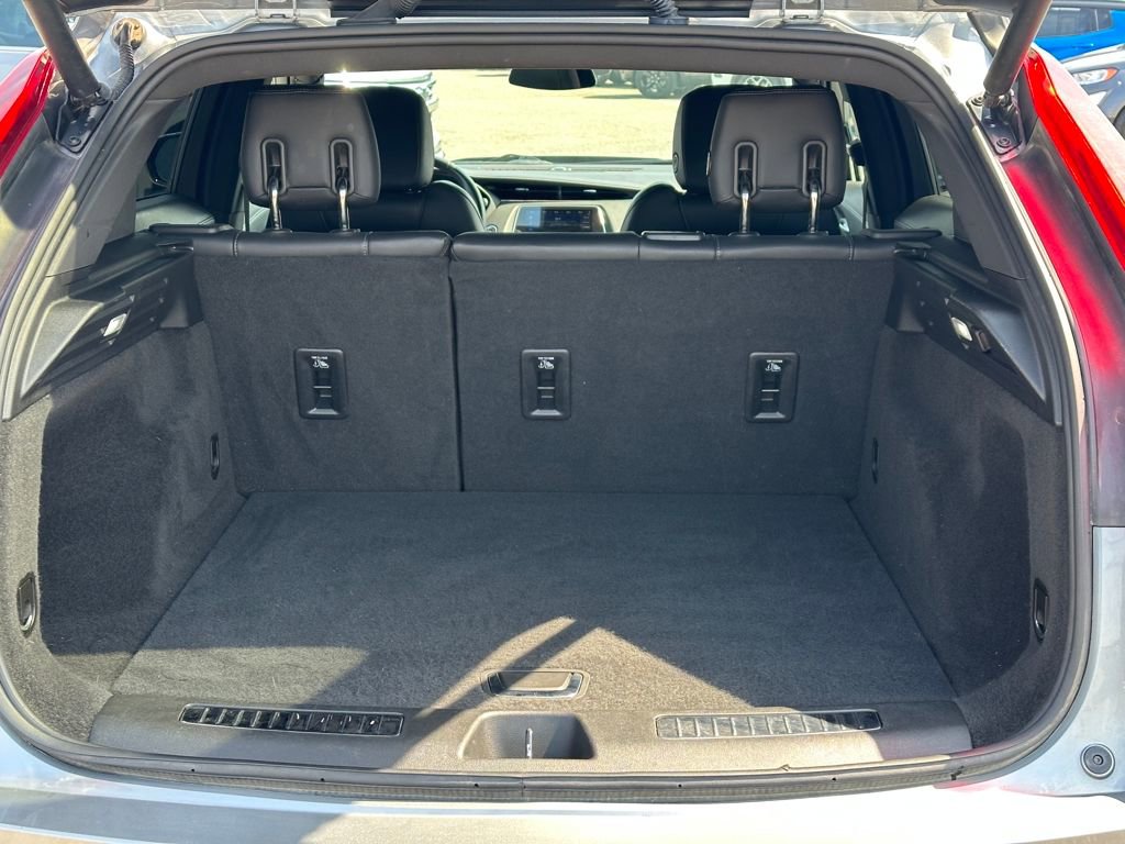 Certified 2023 Cadillac XT4 Premium Luxury image 12