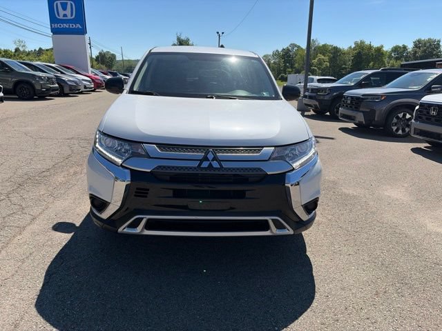 Used 2020 Mitsubishi Outlander ES AWD/4WD image 1