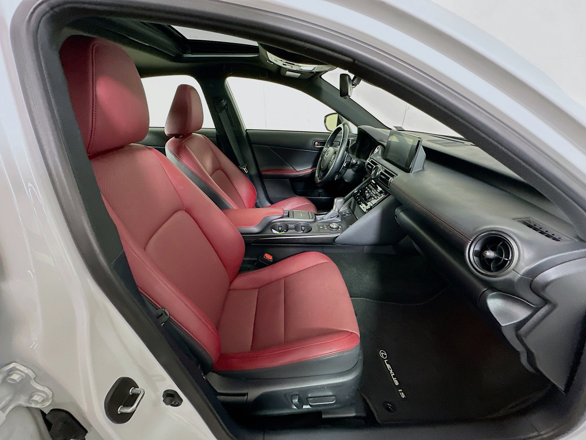 Used 2025 Lexus IS 300 w/ Comfort Package image 32