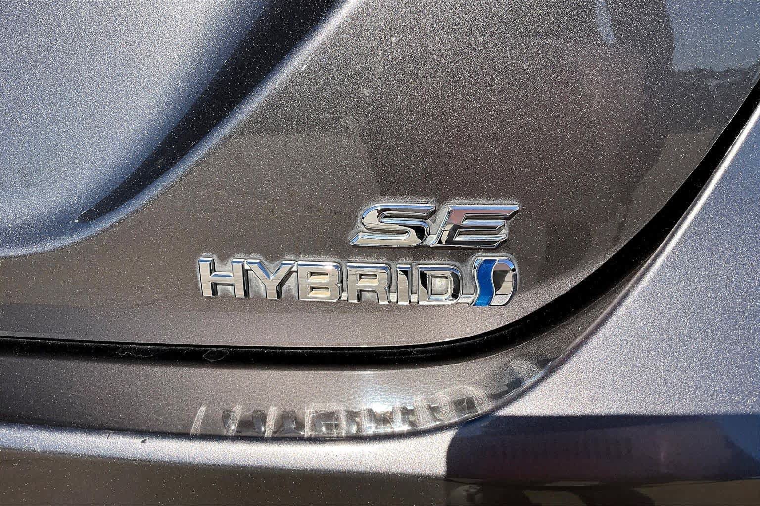 Used 2019 Toyota Camry SE FWD image 10