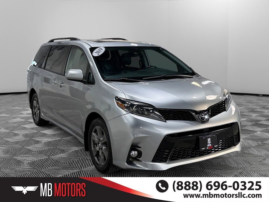 Used 2019 Toyota Sienna SE