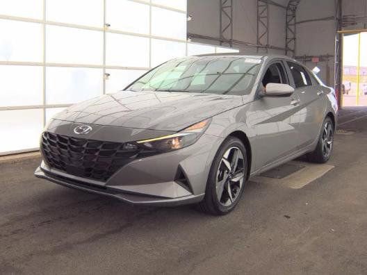 Used 2023 Hyundai Elantra SEL w/ Convenience Package FWD image 5