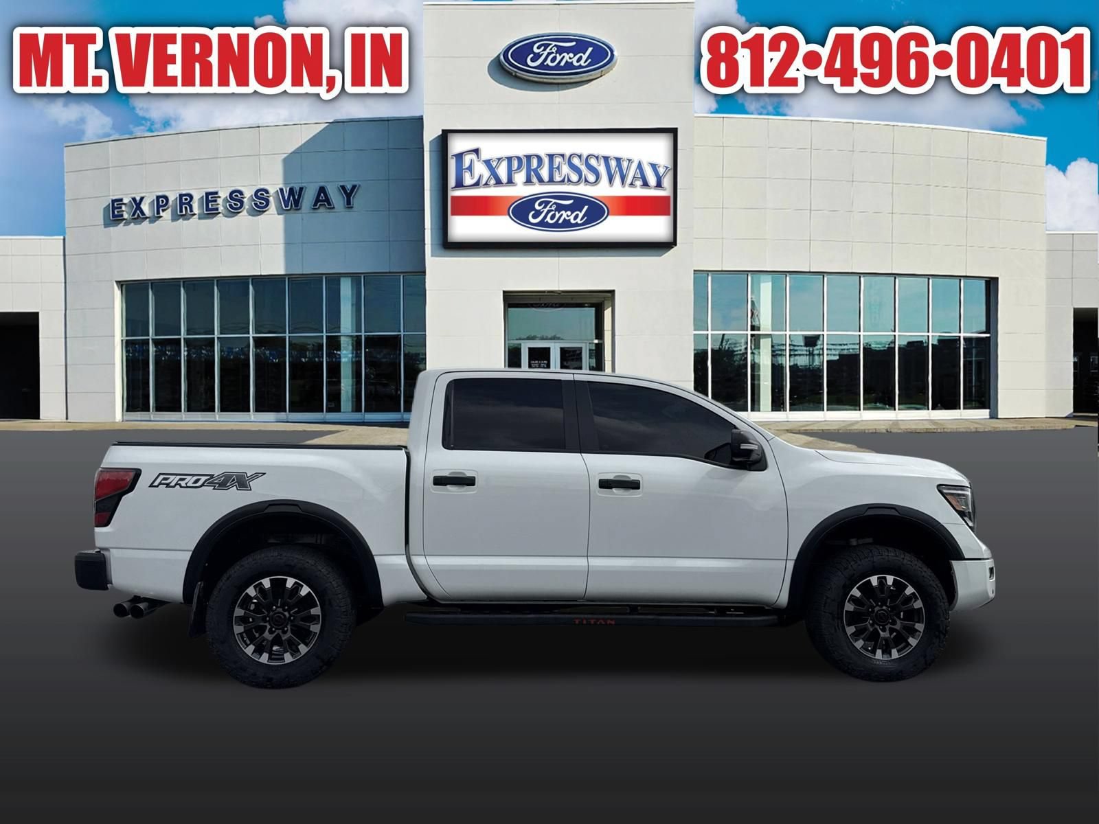 Used 2023 Nissan Titan PRO-4X w/ Pro-4x Convenience Package AWD/4WD image 4