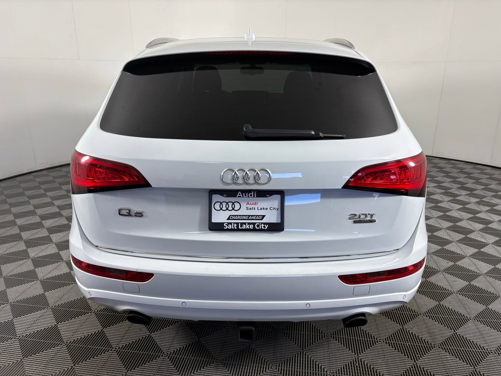 Used 2015 Audi Q5 2.0T Premium Plus w/ Technology Package image 6