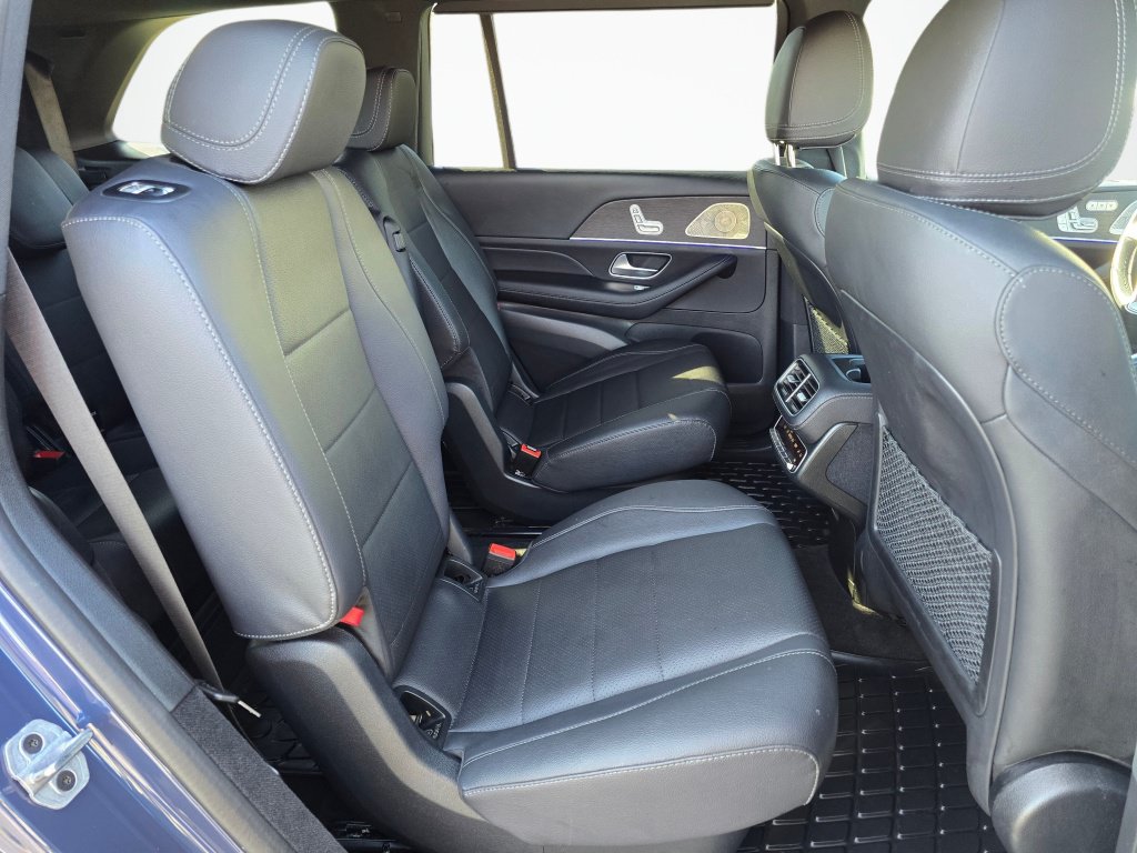 Used 2024 Mercedes-Benz GLS 450 4MATIC image 27