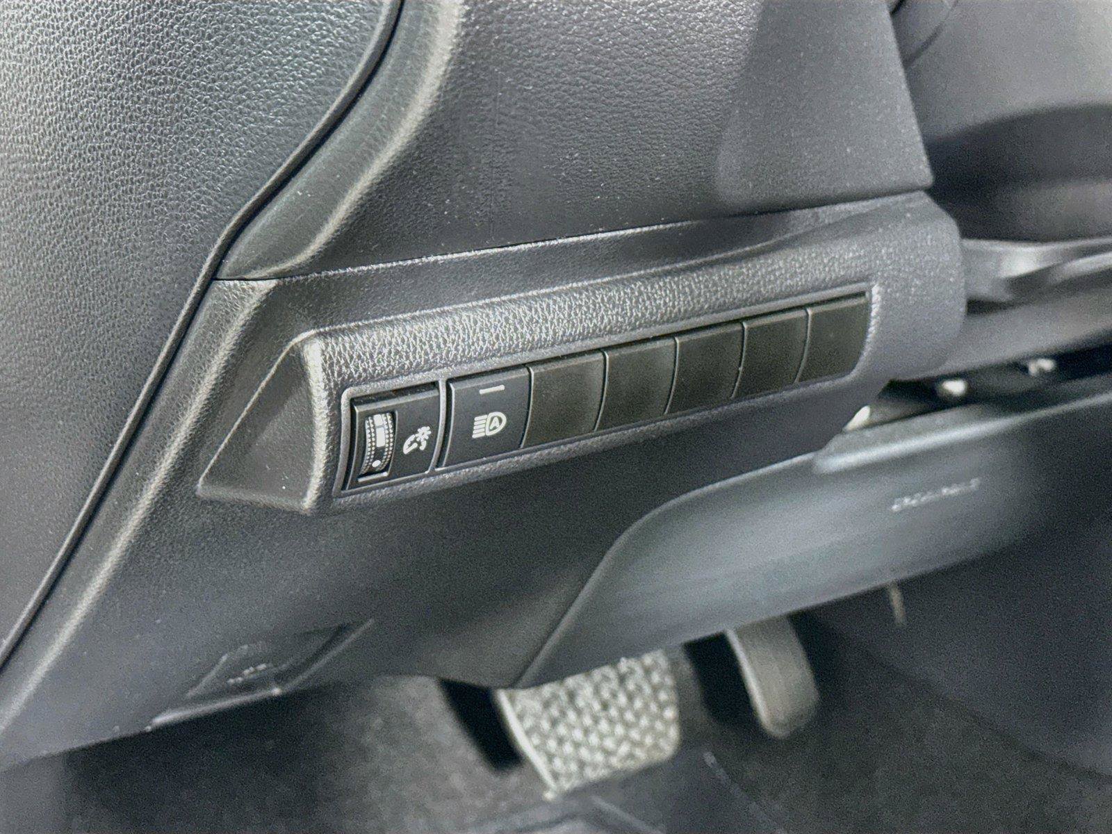 Certified 2025 Toyota Corolla LE FWD image 15