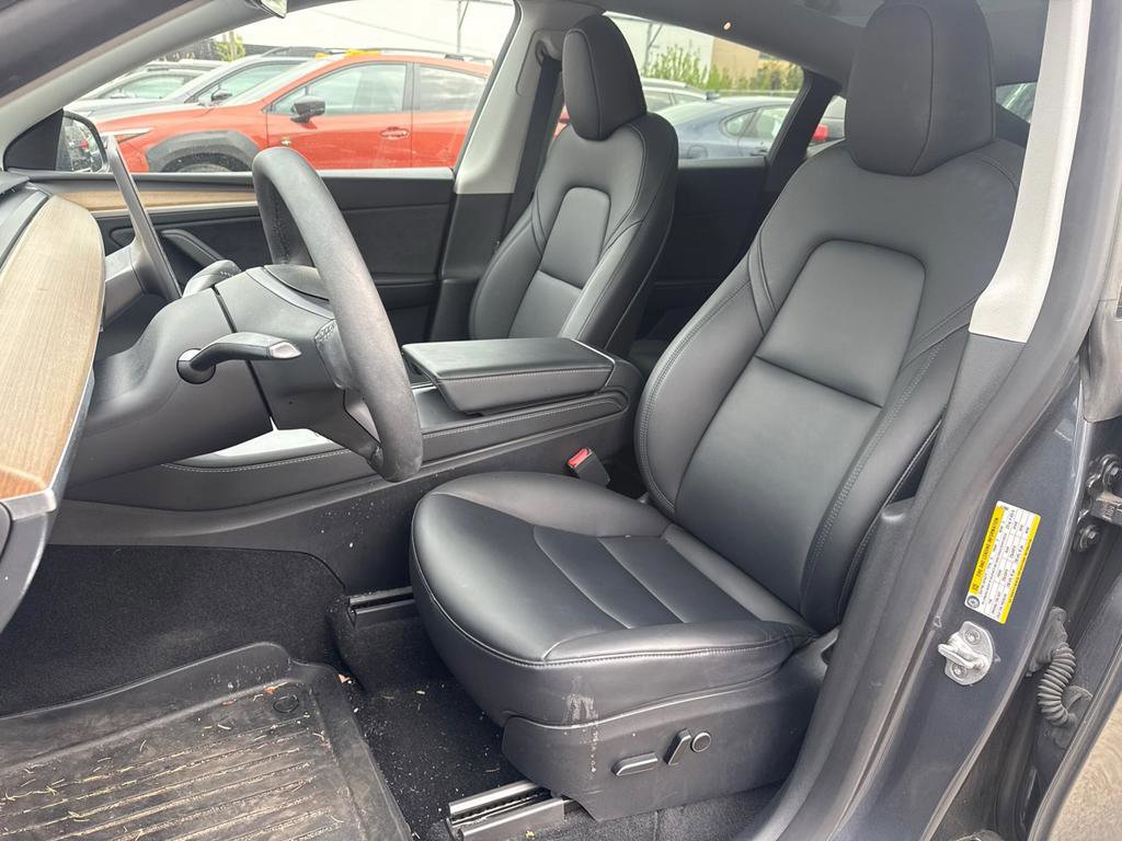 Used 2023 Tesla Model Y Long Range AWD/4WD image 9