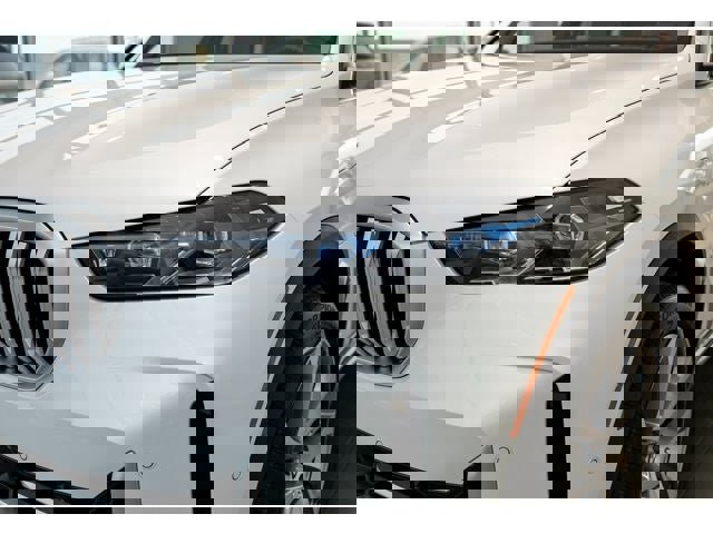 New 2026 BMW X5 xDrive50e w/ Premium Package image 49