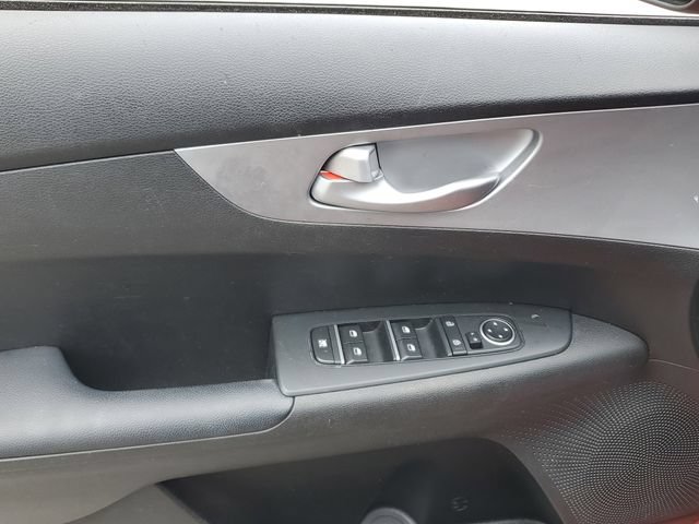 Certified 2023 Kia Forte LXS FWD image 19