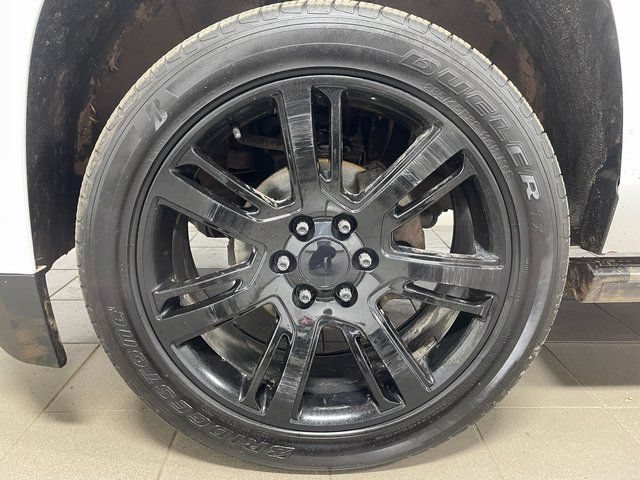 Used 2020 Chevrolet Suburban Premier w/ Premier Plus Edition AWD/4WD image 7