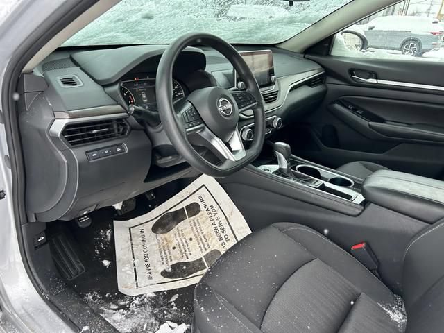 Used 2023 Nissan Altima 2.5 SV FWD image 11