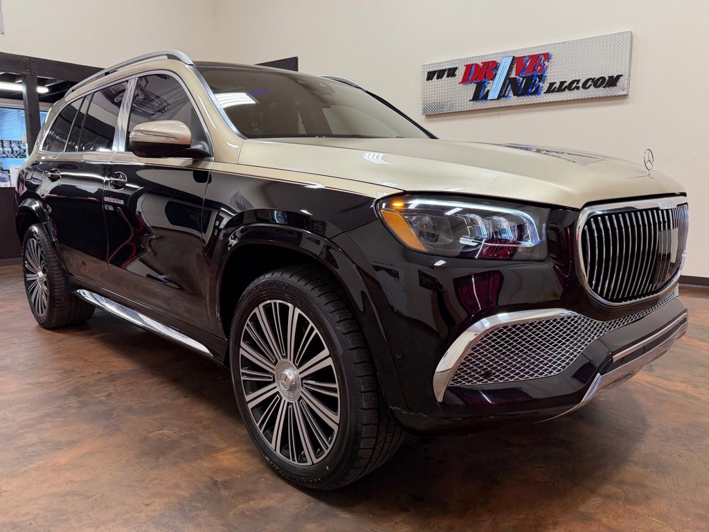 Used 2023 Mercedes-Benz Maybach GLS 600 4MATIC image 3