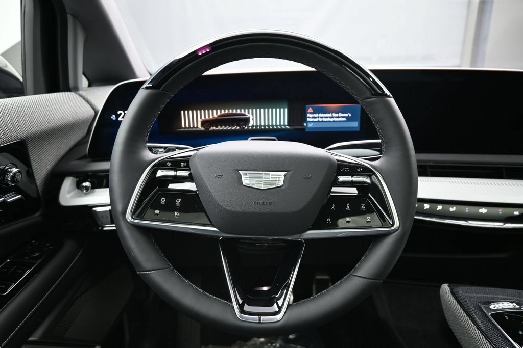 Used 2025 Cadillac Optiq Sport 2 AWD/4WD image 13
