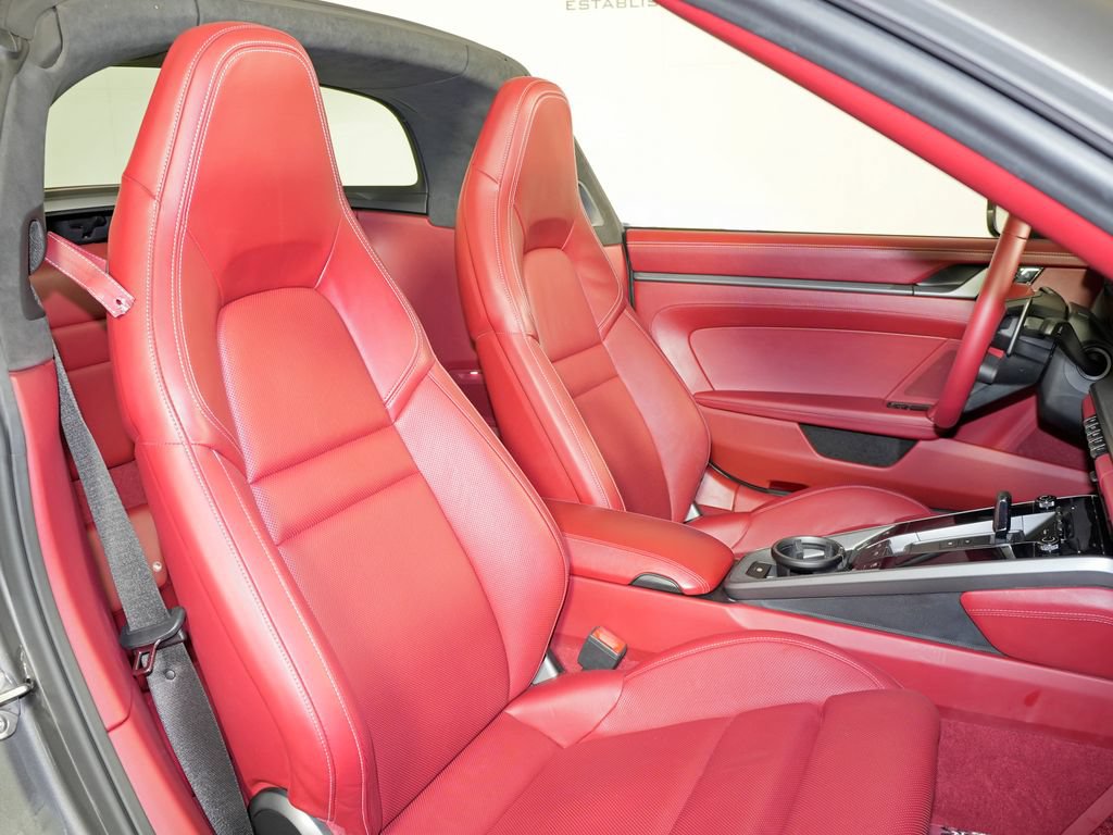 Certified 2021 Porsche 911 Targa 4S AWD/4WD image 45
