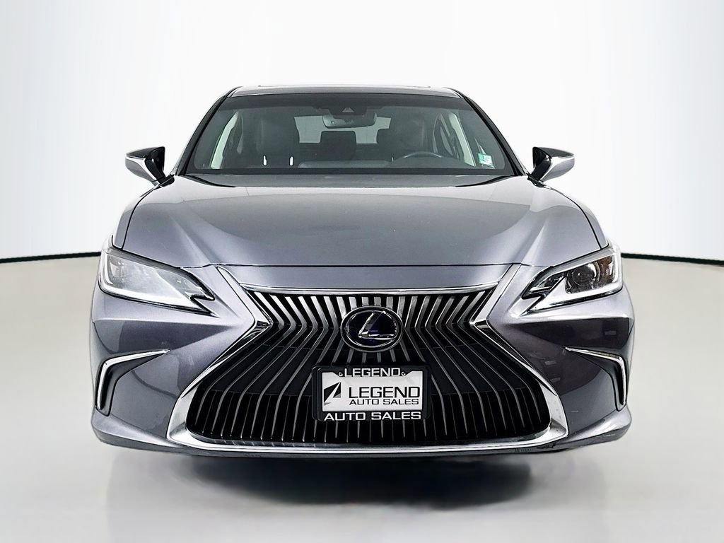 Used 2021 Lexus ES 300h w/ Accessory Package 2 image 2