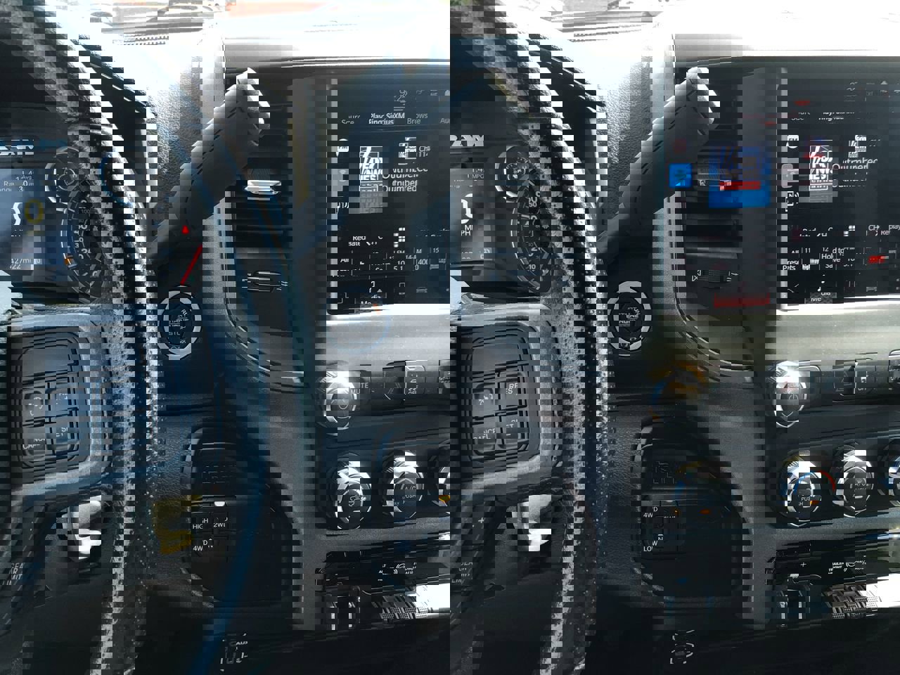 Used 2022 RAM 3500 Tradesman w/ Max Tow Package image 26