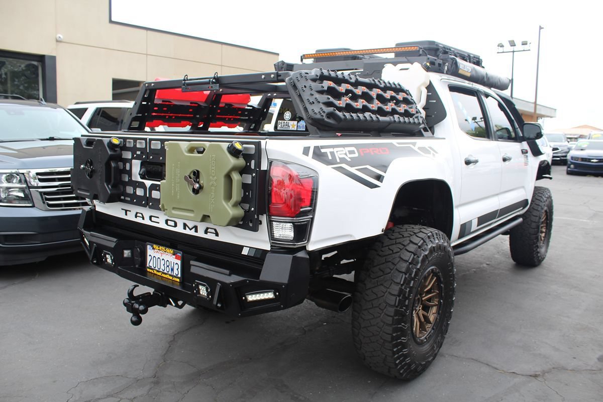 Used 2018 Toyota Tacoma TRD Pro AWD/4WD image 7