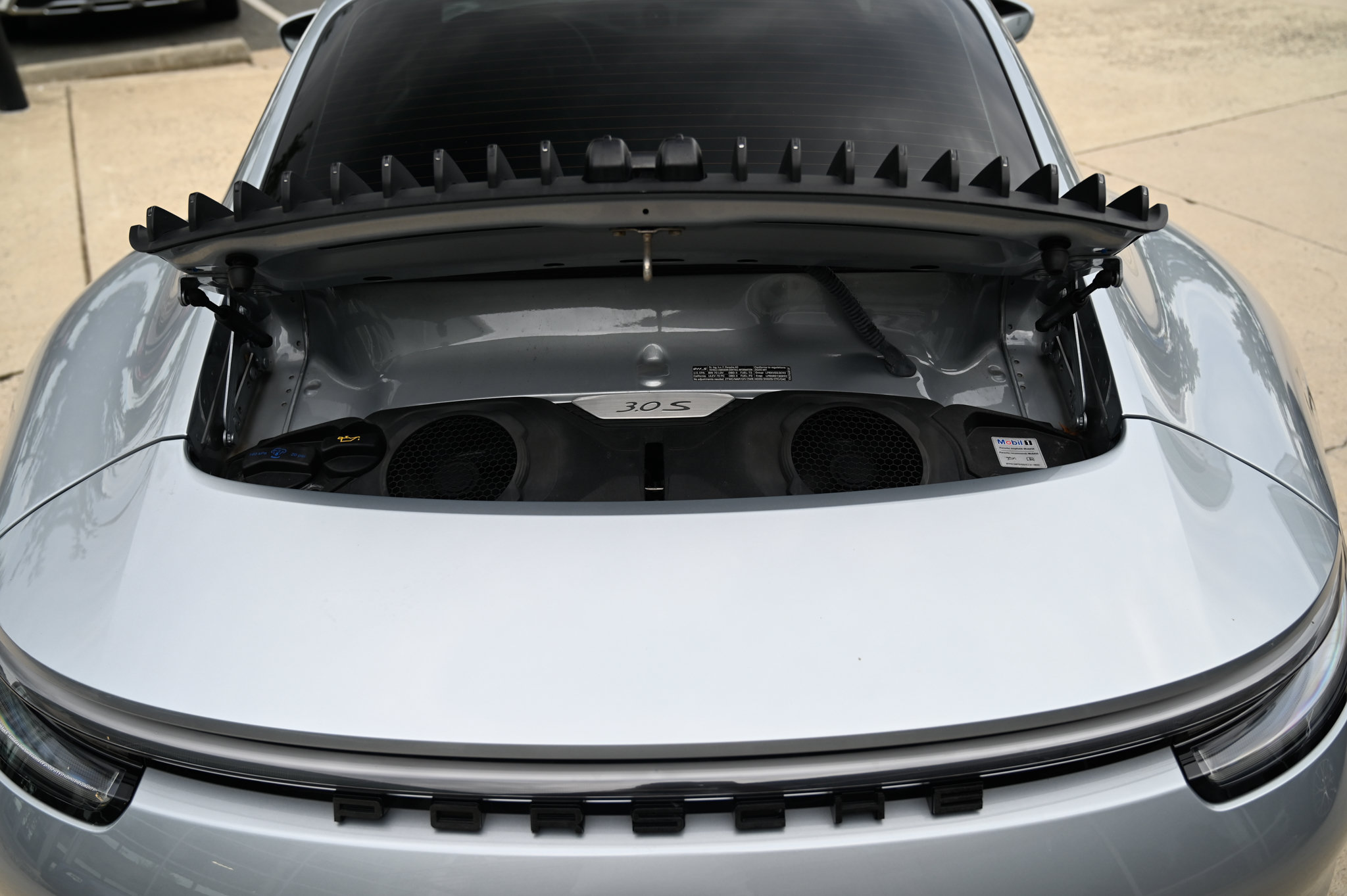 Used 2020 Porsche 911 Carrera 4S AWD/4WD image 38