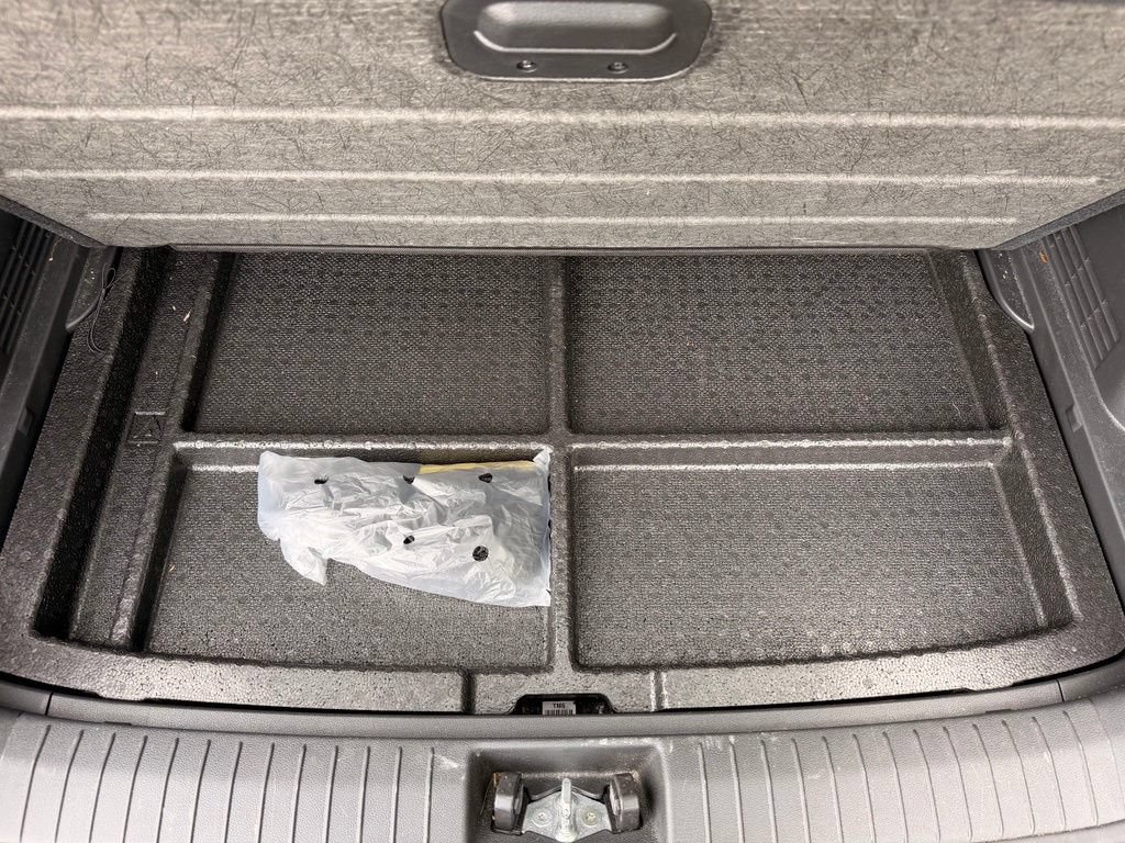 Certified 2023 Hyundai Kona Limited FWD image 43
