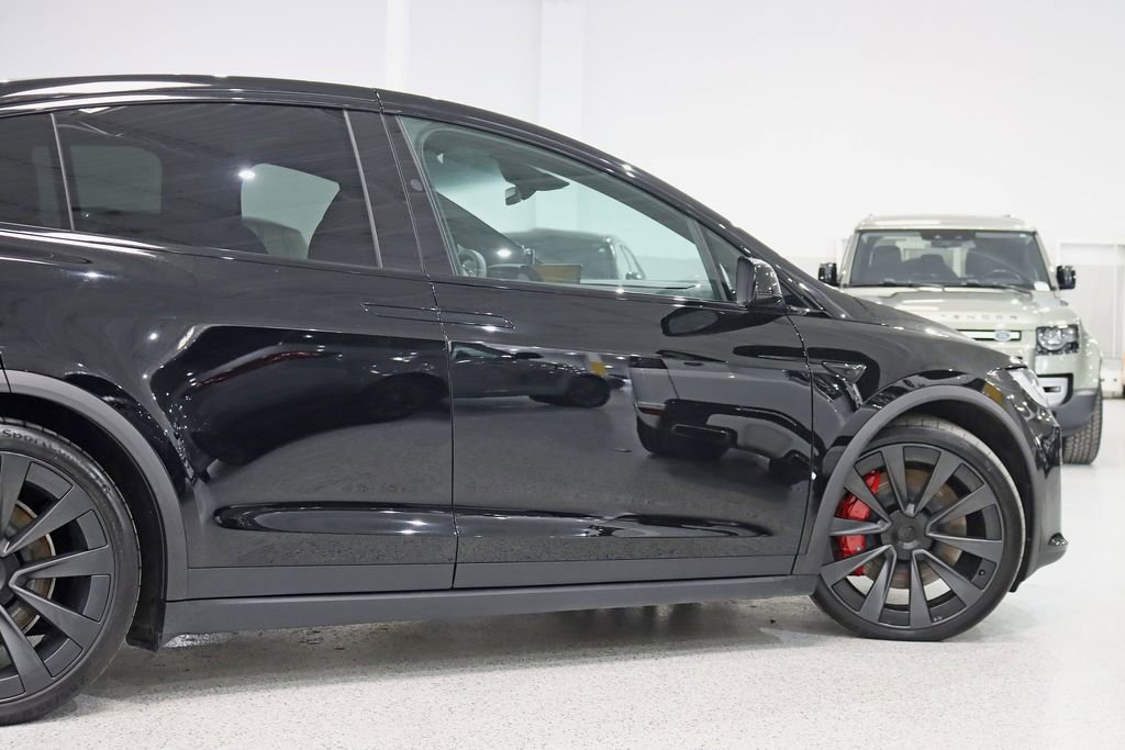 Used 2023 Tesla Model X Plaid image 8