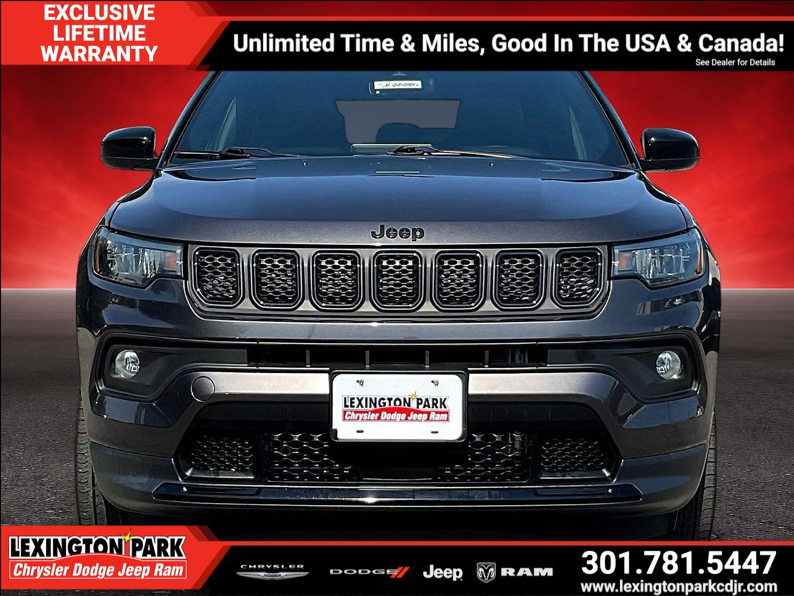 Used 2023 Jeep Compass Latitude w/ Convenience Group AWD/4WD image 2
