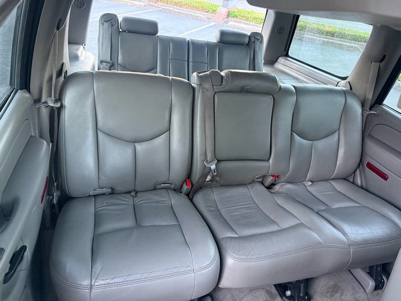 Used 2004 GMC Yukon SLT w/ 1SD Preferred Equipment Group image 13