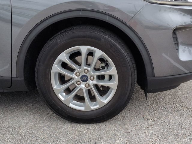 Used 2022 Ford Escape SE w/ Convenience Package FWD image 15
