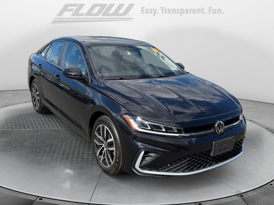 Used 2025 Volkswagen Jetta SE