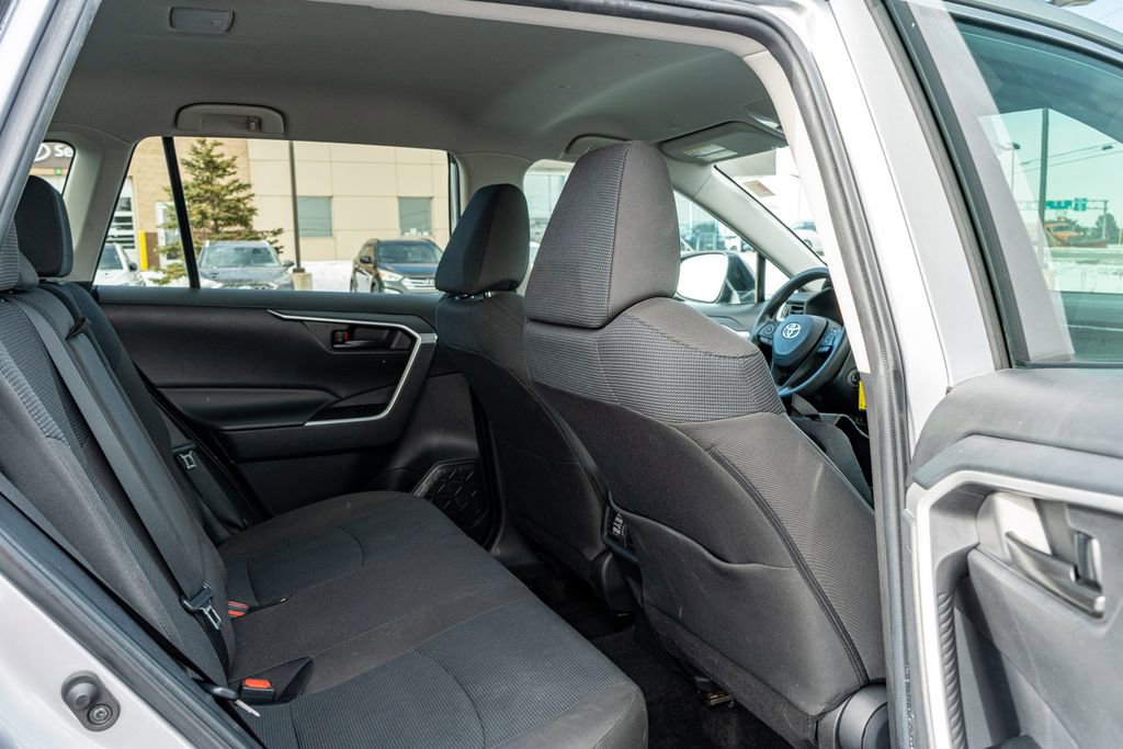 Used 2024 Toyota RAV4 LE image 15