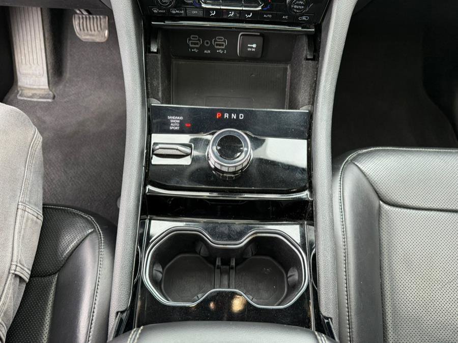 Used 2021 Jeep Grand Cherokee L Limited w/ Luxury Tech Group II image 19