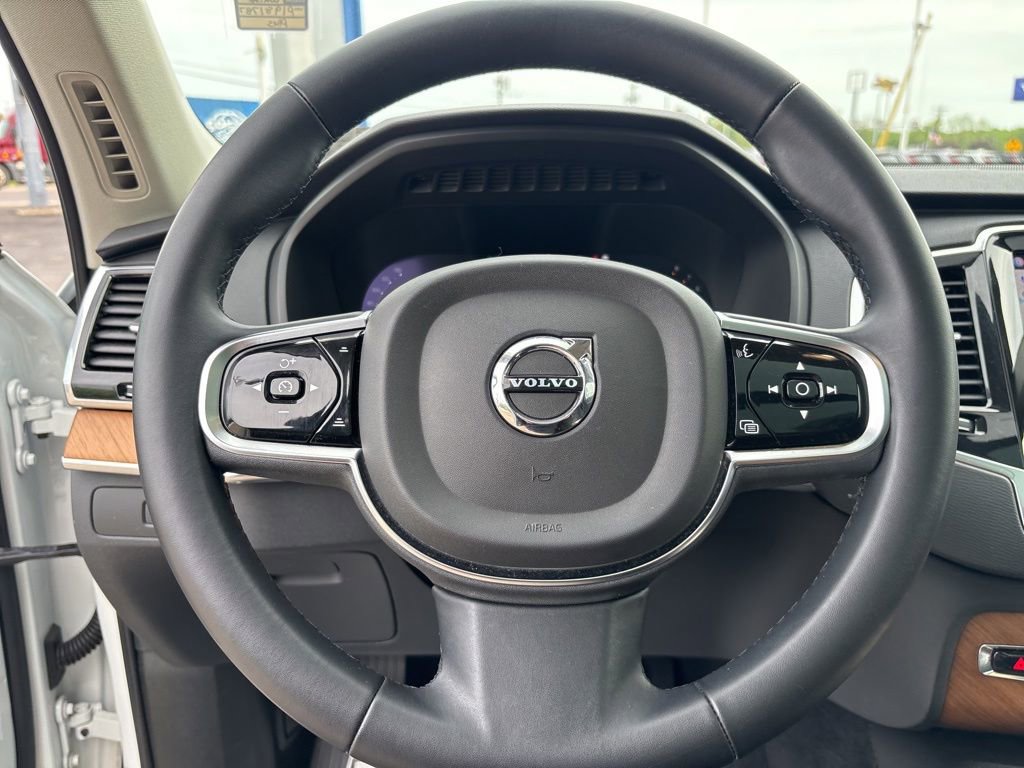 Certified 2023 Volvo XC90 B6 Plus w/ Protection Package Premier AWD/4WD image 14