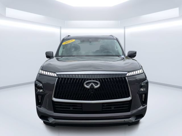 Used 2025 INFINITI QX80 Luxe AWD/4WD image 8