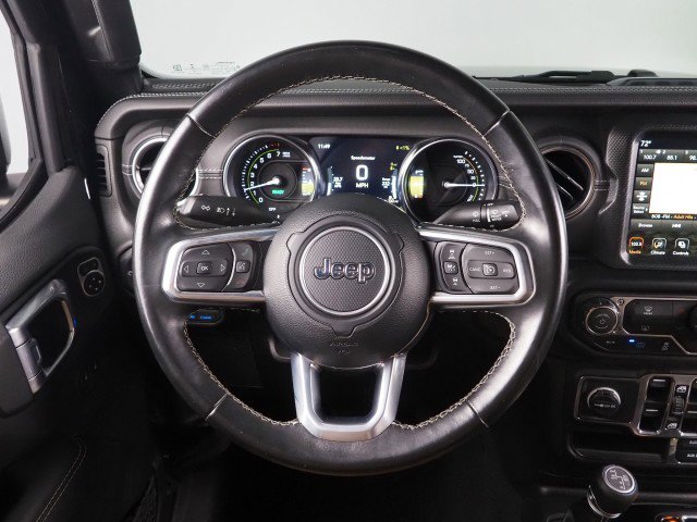 Used 2022 Jeep Wrangler Unlimited Sahara w/ Safety Group image 18