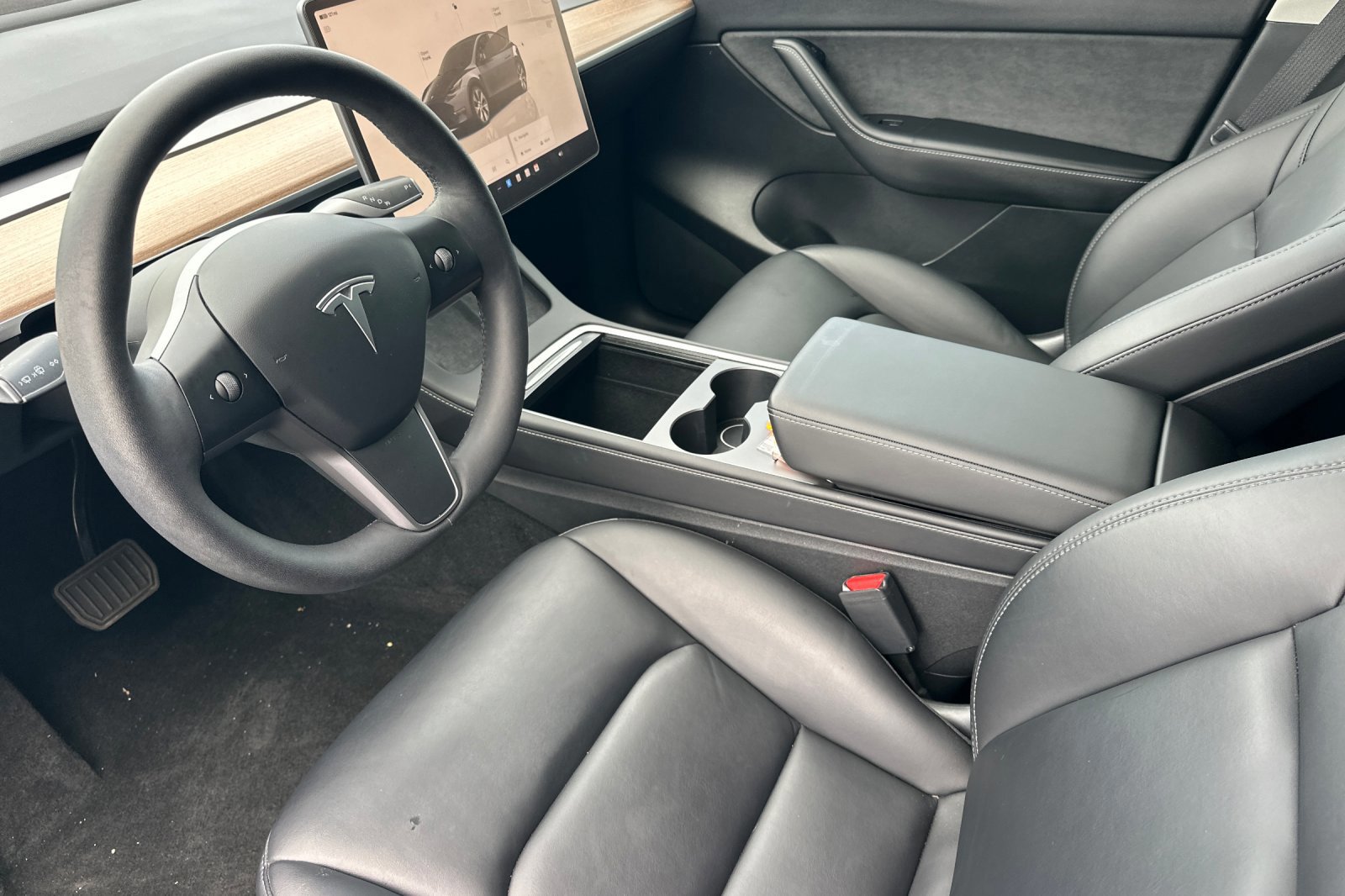 Used 2022 Tesla Model Y Long Range AWD/4WD image 9