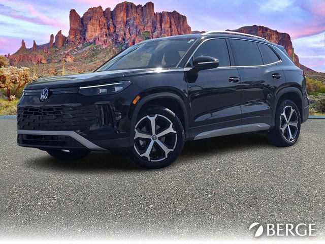 New 2025 Volkswagen Tiguan SE image 2