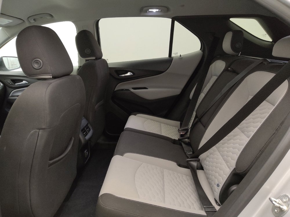 Used 2020 Chevrolet Equinox LT FWD image 18