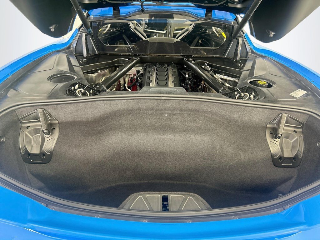 Used 2022 Chevrolet Corvette Stingray Premium Cpe w/ Z51 Performance Package RWD image 22