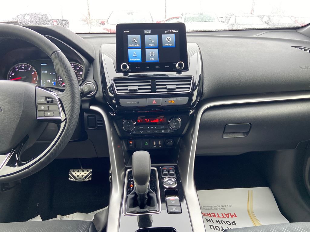 New 2025 Mitsubishi Eclipse Cross Black Edition image 27