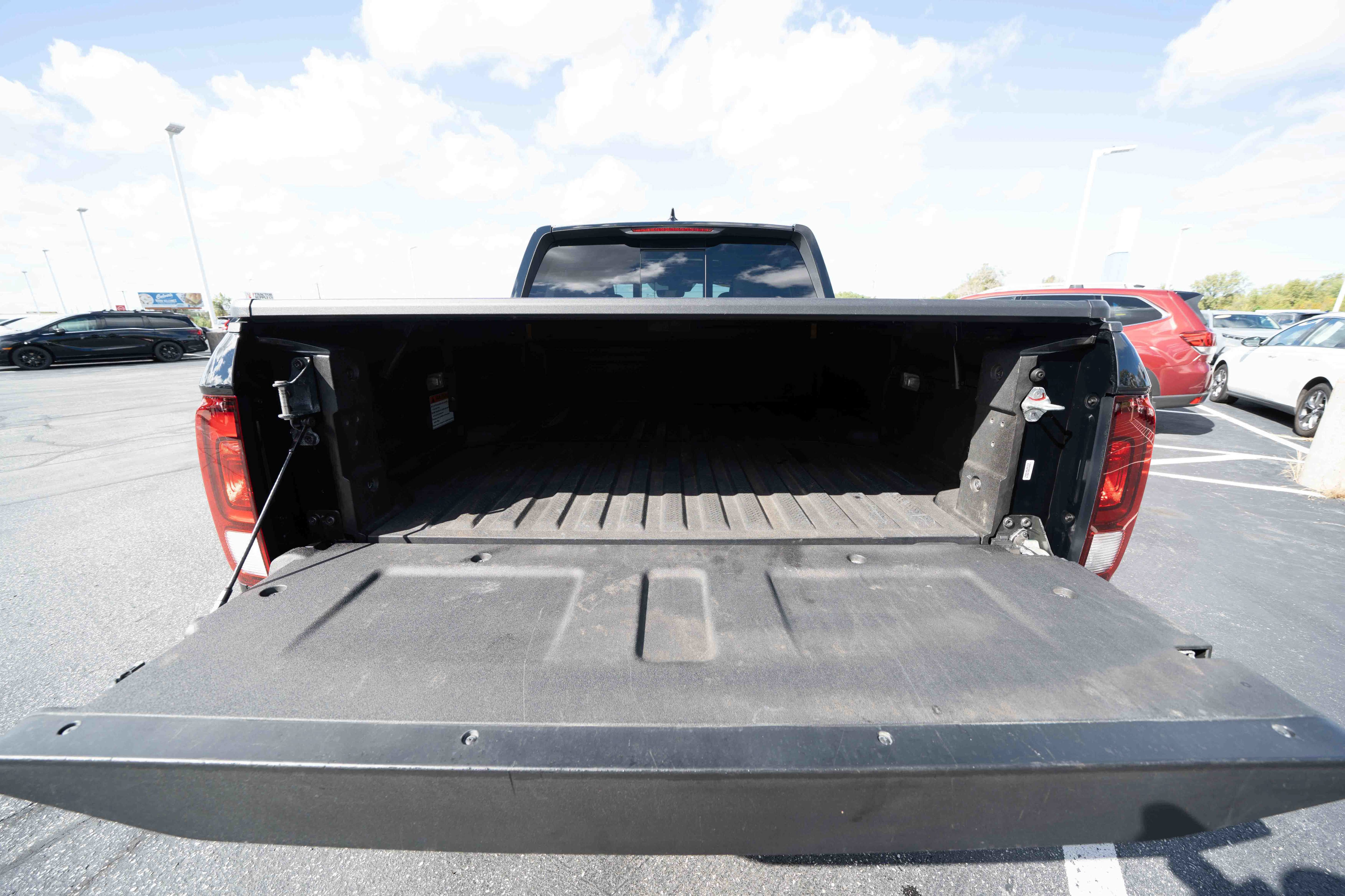 Used 2024 Honda Ridgeline Black Edition image 27