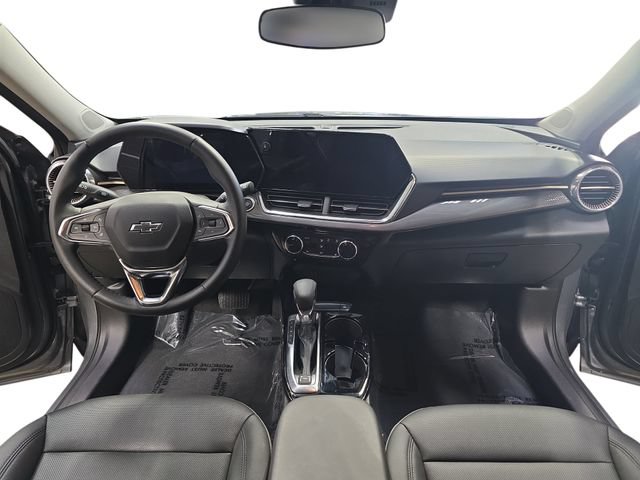 Used 2025 Chevrolet Trax ACTIV w/ Driver Confidence Package FWD image 11