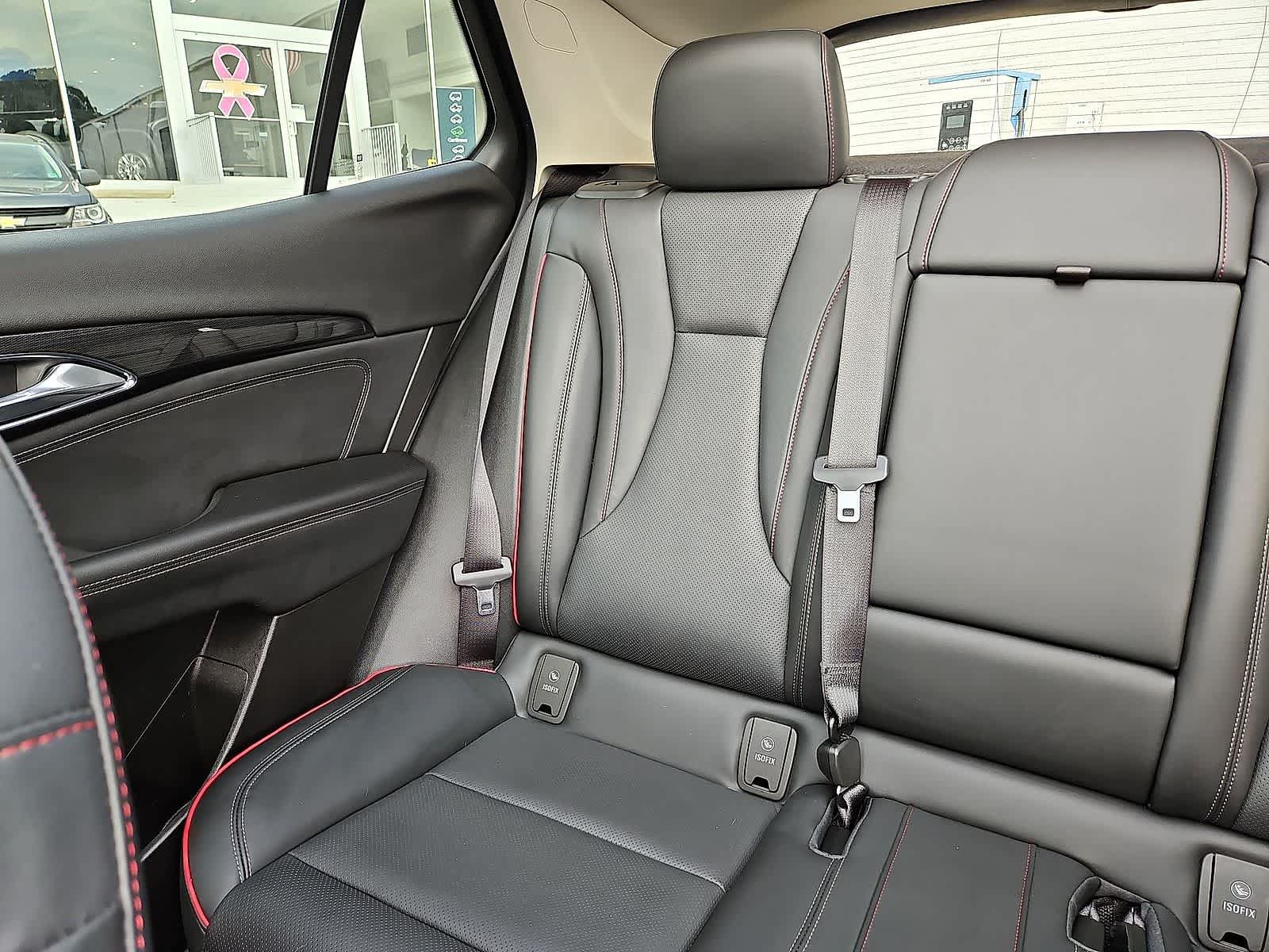 Used 2022 Buick Envision Essence w/ Technology Package II FWD image 13