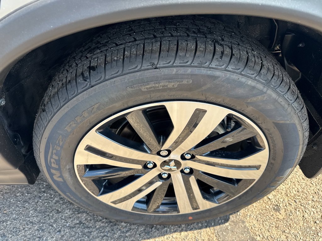 New 2027 Mitsubishi Outlander Sport SE FWD image 33
