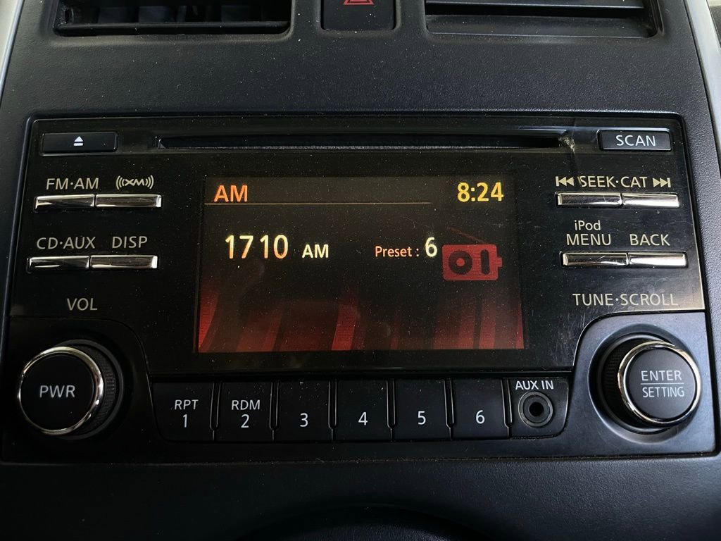 Used 2014 Nissan Versa Note SV w/ SL Package FWD image 31